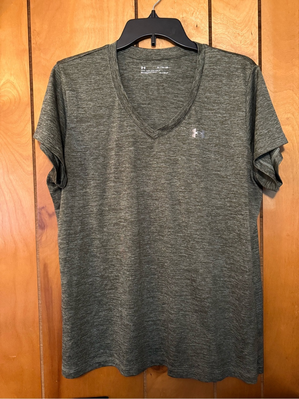 Under Armour V-Neck Performance T-Shirt - Olive Green